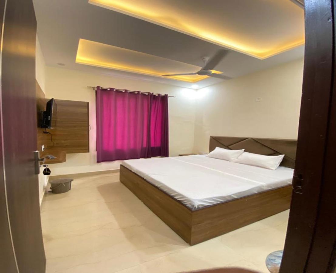 Naman Homestay Amritsar Exteriör bild